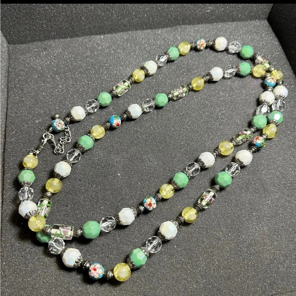 Premier Designs Wildflowers Multicolor Beaded Necklace 44 Inches Long - Picture 1 of 6
